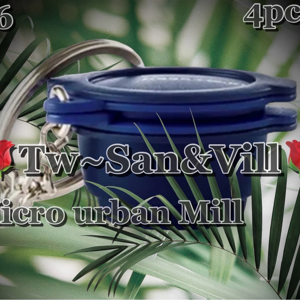 Tupperware Keychains - Picture 6 of 16